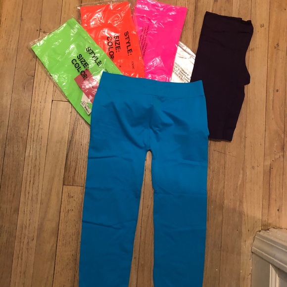 6 pair of Neon Capri Leggings - Picture 10 of 10